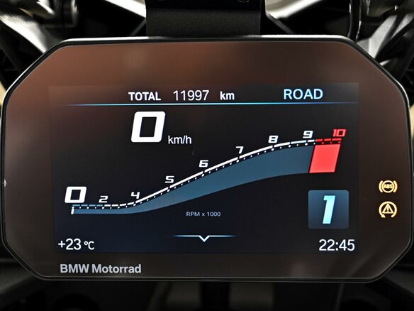 2021 BMW F 900 XR, золотистый - вид 8