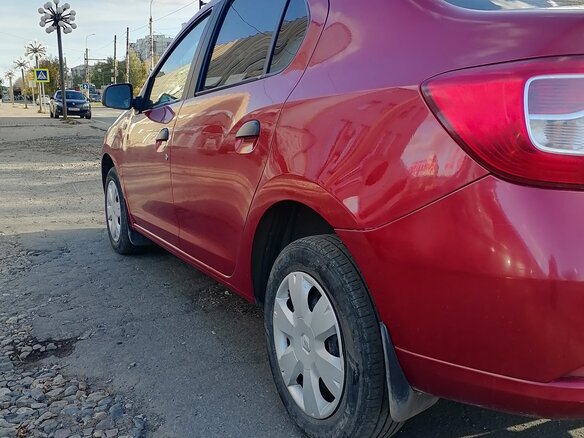 2014 Renault Logan II, пурпурный - вид 4