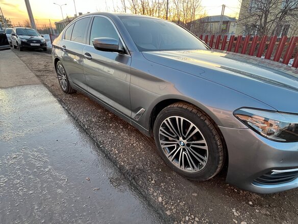 2018 BMW 5 серии 530i xDrive VII (G30/G31/G38), серый, 3150000 рублей - вид 6