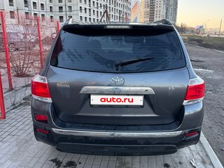 2011 Toyota Highlander II (XU40) Рестайлинг, серый, 1900000 рублей, вид 5