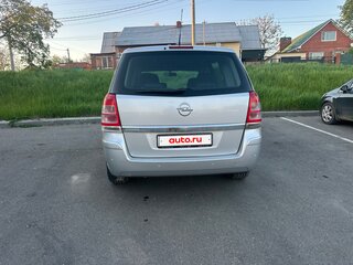 2011 Opel Zafira B Рестайлинг, серебристый, 830000 рублей, вид 5