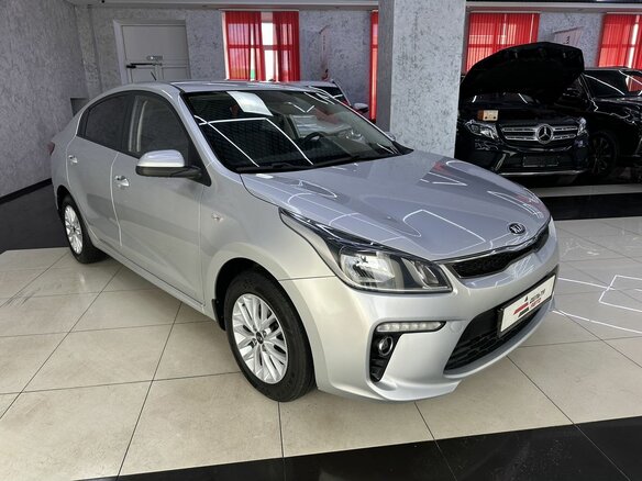 2018 Kia Rio IV, серебристый, 1465000 рублей - вид 6