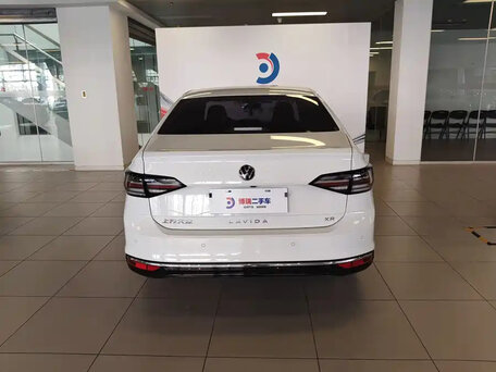 2024 Volkswagen Lavida XR, белый, 1350000 рублей, вид 2