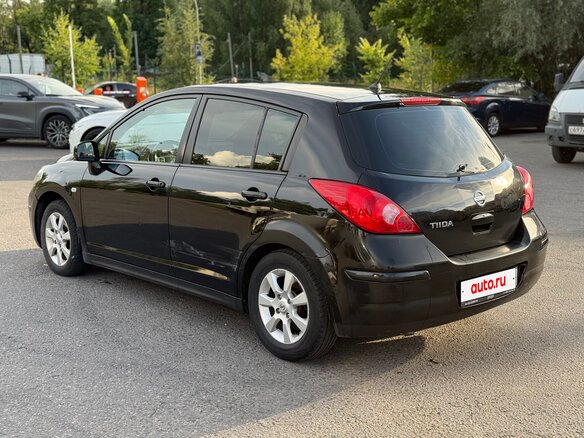 2008 Nissan Tiida I, чёрный, 460000 рублей - вид 6