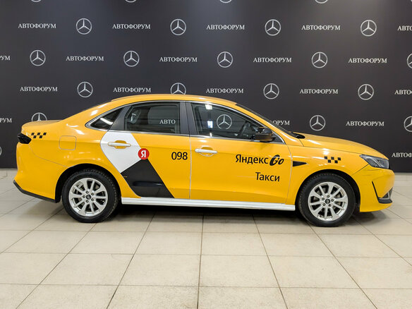 2024 Kaiyi E5, жёлтый, 800000 рублей - вид 3