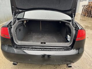 2005 Audi A4 III (B7), чёрный, 400000 рублей, вид 5