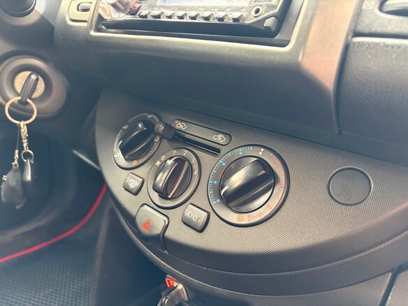 2006 Nissan Note I, красный, 380000 рублей - вид 6
