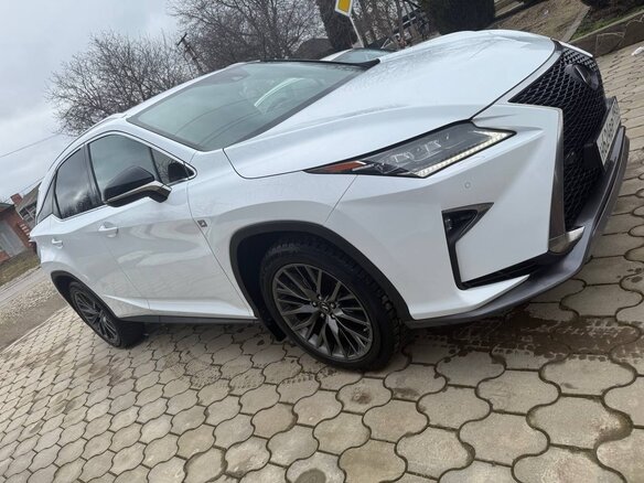 2017 Lexus RX 200t IV, белый, 3750000 рублей - вид 8