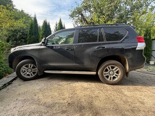 2013 Toyota Land Cruiser Prado 150 Series, чёрный, 2700000 рублей, вид 4