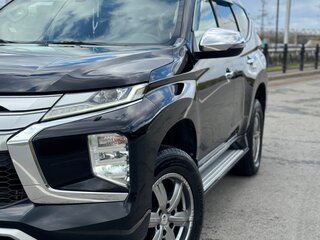 2021 Mitsubishi Pajero Sport III Рестайлинг, чёрный, 3299999 рублей, вид 2