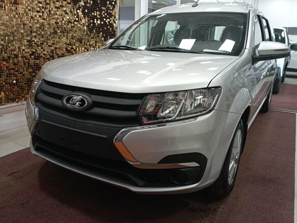 2026 Lada (ВАЗ) Largus I Рестайлинг, серебристый, 1657000 рублей