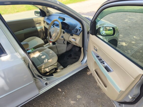 2002 Mazda Demio I (DW), серебристый, 315000 рублей - вид 8
