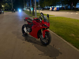 2021 Ducati Supersport, красный, 700000 рублей, вид 2