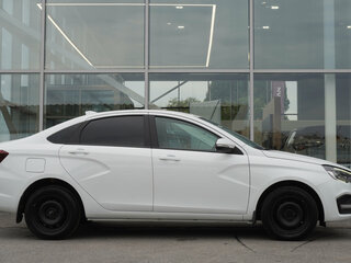 2023 Lada (ВАЗ) Vesta I Рестайлинг (NG), белый, 1355000 рублей, вид 4