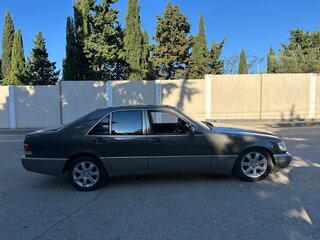 1992 Mercedes-Benz S-Класс 300 III (W140), серый, 460000 рублей, вид 2