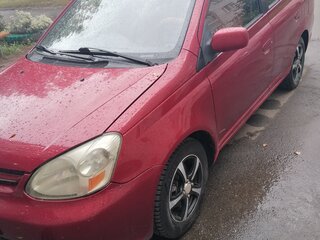 2003 Toyota Echo, красный, 330000 рублей, вид 1