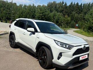 2020 Toyota RAV4 V (XA50), белый, 4400000 рублей, вид 2