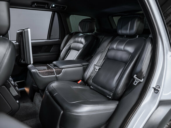 2019 Land Rover Range Rover Long IV Рестайлинг, серебристый, 6190000 рублей - вид 22
