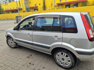 2008 Ford Fusion I Рестайлинг, серебристый, 495000 рублей, вид 5