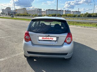 2008 Chevrolet Aveo I Рестайлинг, серебристый, 350000 рублей, вид 3