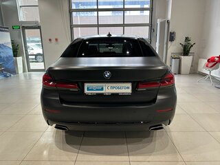2020 BMW 5 серии 520i VII (G30/G31/G38) Рестайлинг, чёрный, 3900000 рублей, вид 5