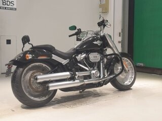 2018 Harley-Davidson Fat Boy, чёрный, 1870000 рублей, вид 5
