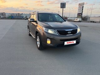 2013 Kia Sorento II Рестайлинг, бежевый, 1700000 рублей, вид 3