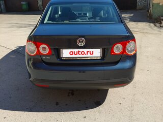 2008 Volkswagen Jetta V, серый, 1999000 рублей, вид 2