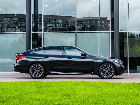 2020 BMW 6 серии Gran Turismo 630d xDrive IV (G32) Рестайлинг, чёрный, 5879900 рублей - вид 7