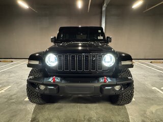 2025 Jeep Wrangler IV (JL) Рестайлинг, чёрный, 8290000 рублей, вид 2
