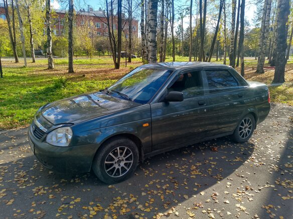 2010 Lada (ВАЗ) Priora Premier I, серый