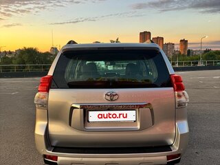 2012 Toyota Land Cruiser Prado 150 Series, серебристый, 4500000 рублей, вид 4