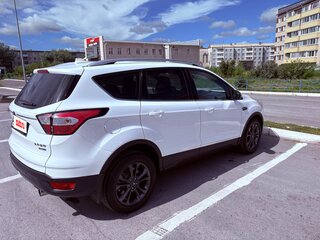 2020 Ford Kuga II Рестайлинг, белый, 2000000 рублей, вид 2