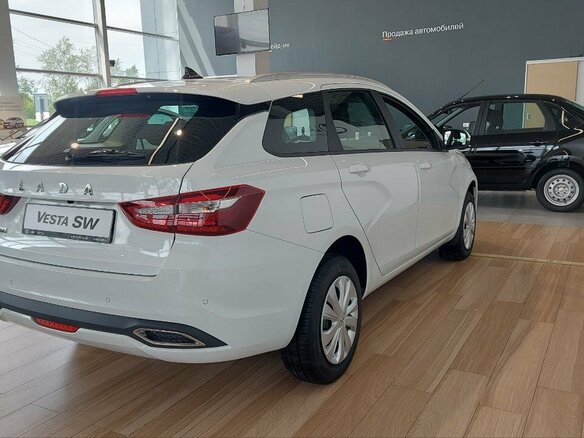 2026 Lada (ВАЗ) Vesta SW I Рестайлинг (NG), белый - вид 3
