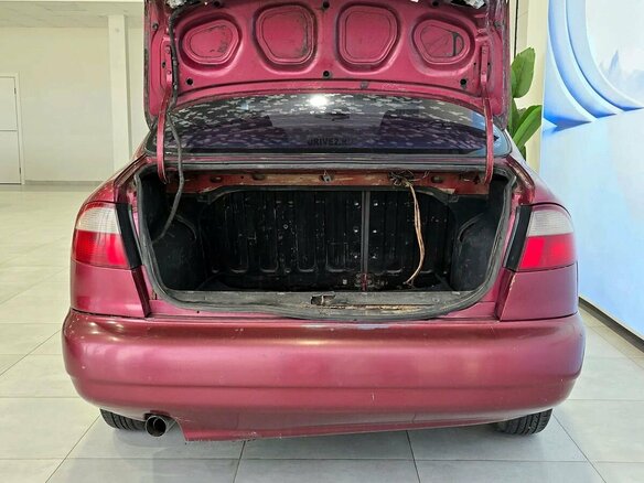 2005 Daewoo Lanos, красный, 160000 рублей - вид 6