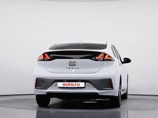 2020 Hyundai IONIQ, белый, 1273008 рублей, вид 4