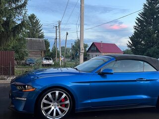 2019 Ford Mustang VI Рестайлинг, синий, 2800000 рублей, вид 4