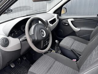 2011 Renault Logan I Рестайлинг, бежевый, 350000 рублей, вид 3