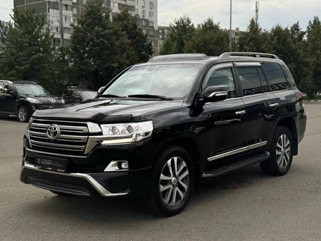 Toyota Land Cruiser 200 Series Рестайлинг 2