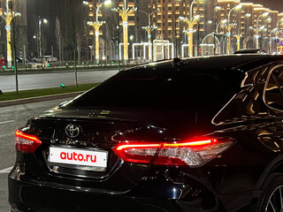 2019 Toyota Camry VIII (XV70), чёрный, 2100000 рублей, вид 4