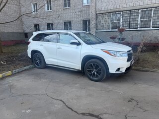 2014 Toyota Highlander III (XU50), белый, 2600000 рублей, вид 2