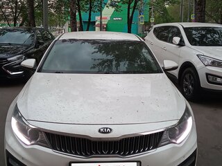 2019 Kia Optima IV Рестайлинг, белый, 1670000 рублей, вид 1