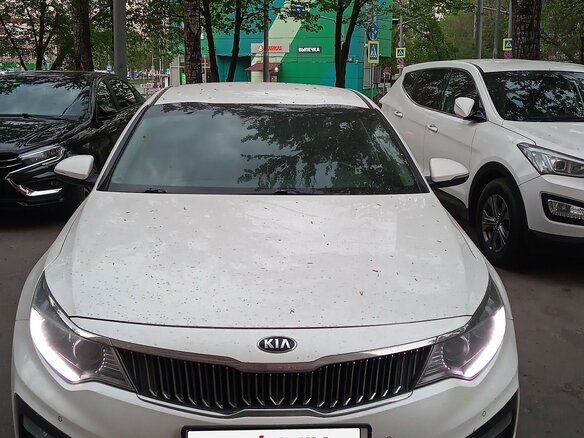 2019 Kia Optima IV Рестайлинг, белый, 1670000 рублей