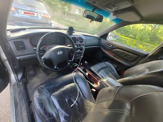 2006 Hyundai Sonata ТагАЗ IV (EF) Рестайлинг, серебристый, 230000 рублей, вид 5