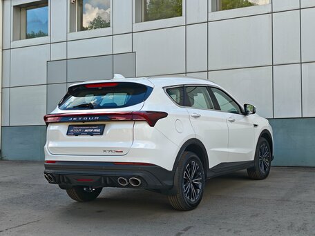 2026 Jetour X70+ I Рестайлинг, белый, 3099000 рублей, вид 5