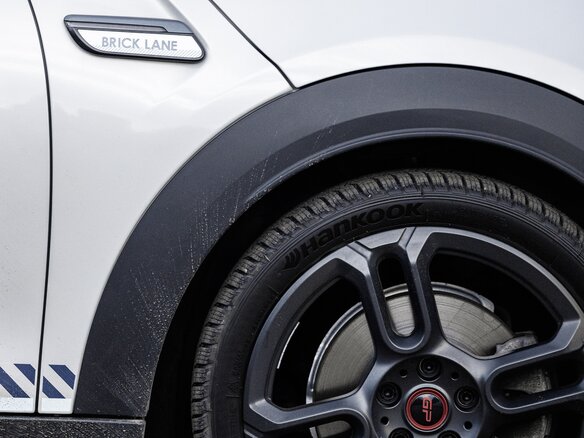 2022 Mini Hatch Cooper S III (F55/F56) Рестайлинг 2, серый, 3950000 рублей - вид 17