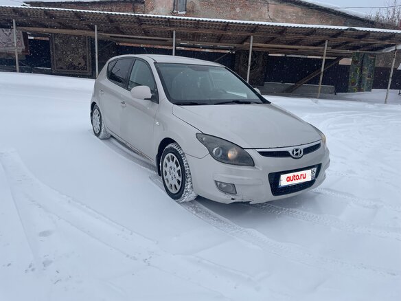 2009 Hyundai i30 I, бежевый, 444000 рублей - вид 2