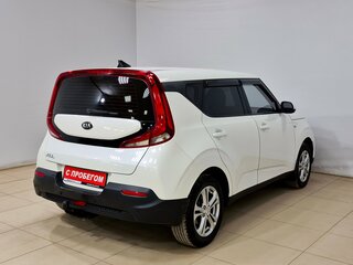 2019 Kia Soul III, белый, 1450000 рублей, вид 4
