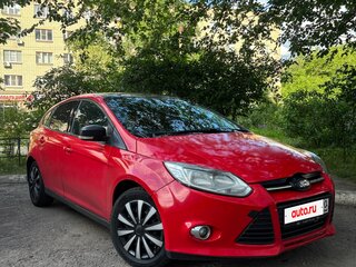 2011 Ford Focus III, красный, 500000 рублей, вид 1