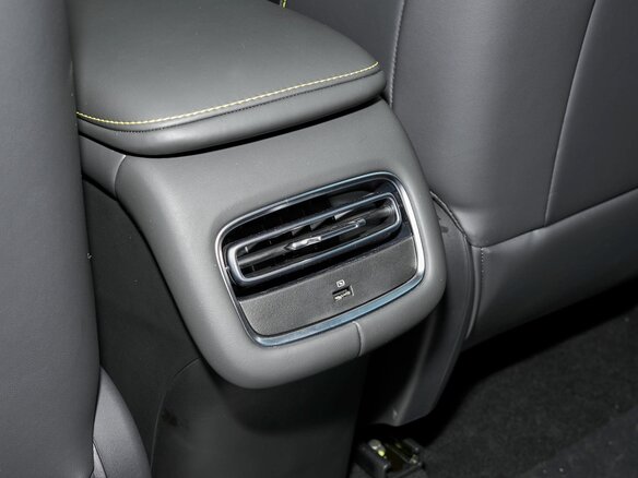2026 Changan Qiyuan Q05 51.9 kWh II, серебристый, 2328000 рублей - вид 37